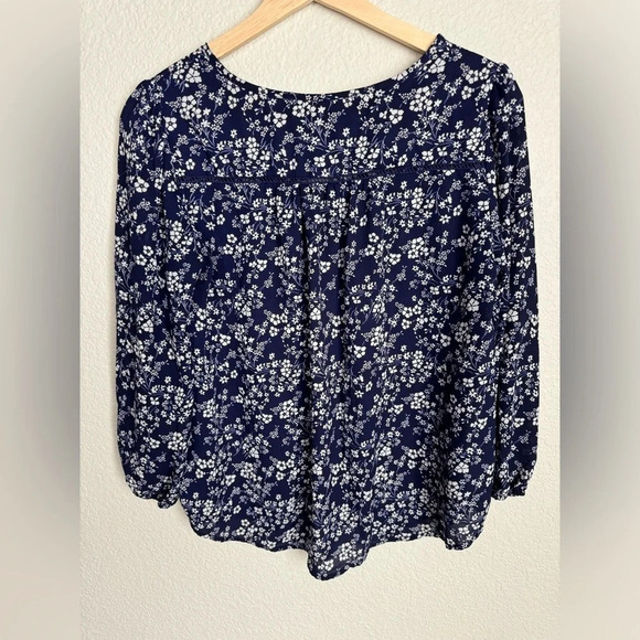 Collective Concepts Blue Floral Long Sleeve Flowy Top Size Small - Picture 10 of 12